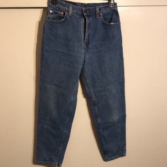 Vintage Levi’s mom jeans - Picture 5 of 10